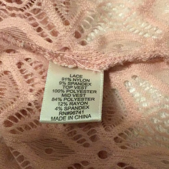 Belle de Jour girls size small pink vest, gorgeous - Picture 5 of 6